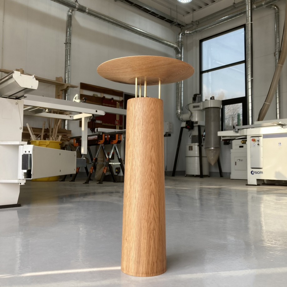 Deer_Side Table